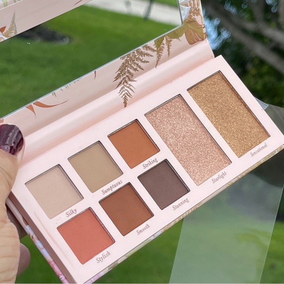 LAURA GELLER Essentials Soft Satin 6 Matte Eyeshadow+2 Highlighter Pale… - Picture 3 of 12